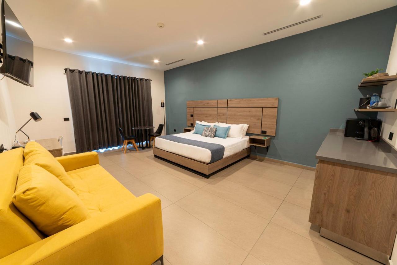 Th Hotel & Vivienda Tepatitlán de Morelos Exteriör bild
