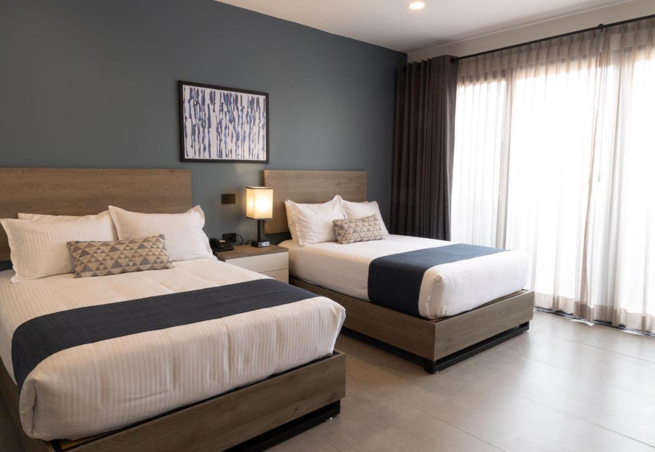 Th Hotel & Vivienda Tepatitlán de Morelos Exteriör bild